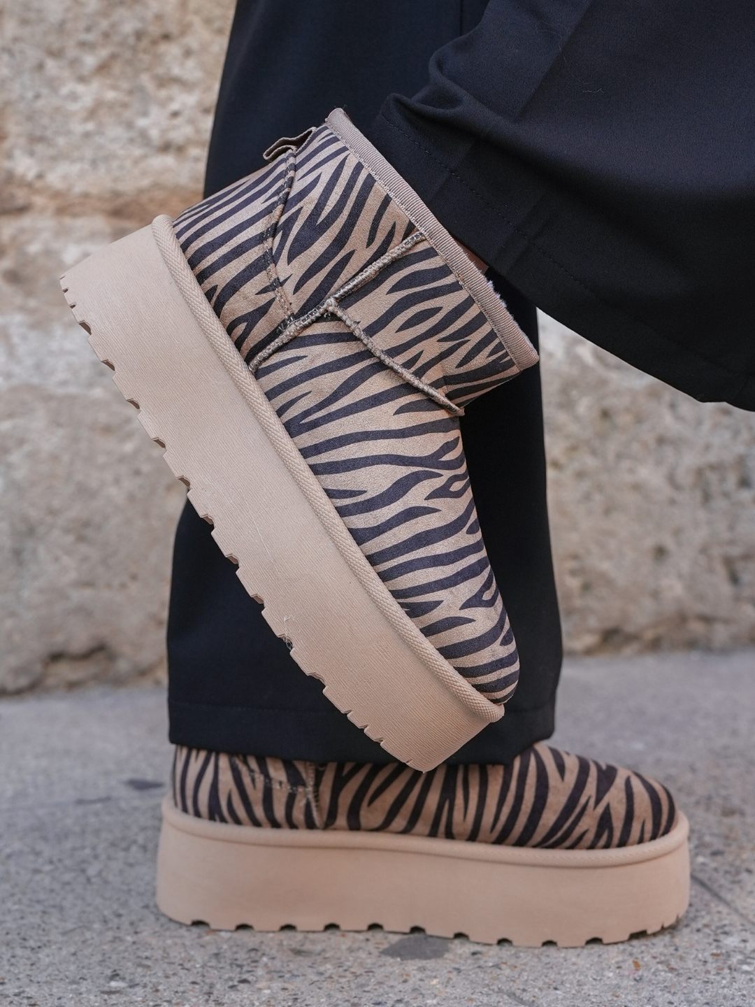 BOTTINES FOURRÉES PLATEFORME IMPRIMÉ ZÈBRE - Casualmode.fr