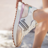 BASKETS BLANCHES ET BEIGE À SEMELLE COMPENSEE