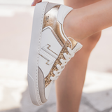 BASKETS BLANCHES À BANDE PAILLETÉE OR